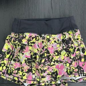 Mid Rise Lululemon skirt